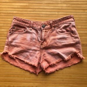 ✨SOLD✨Free People “Peachy” Raw Denim Shorts